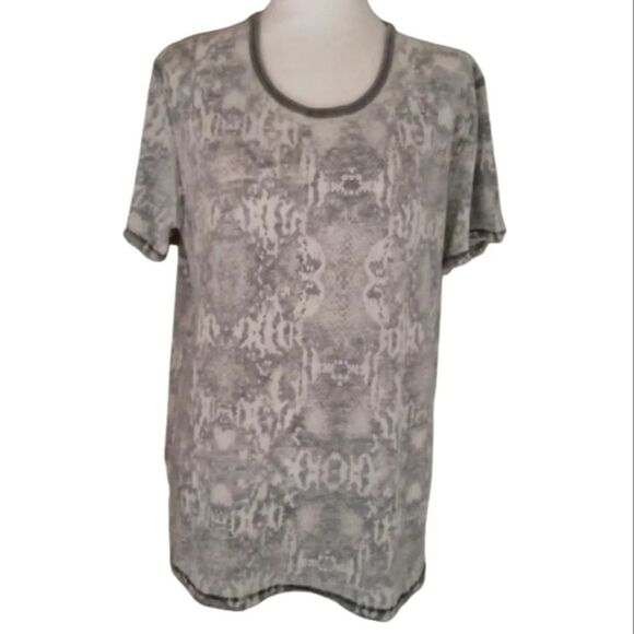 Free People Animal Print Snakeskin Tourist Tee Size Small - Picture 2 of 9